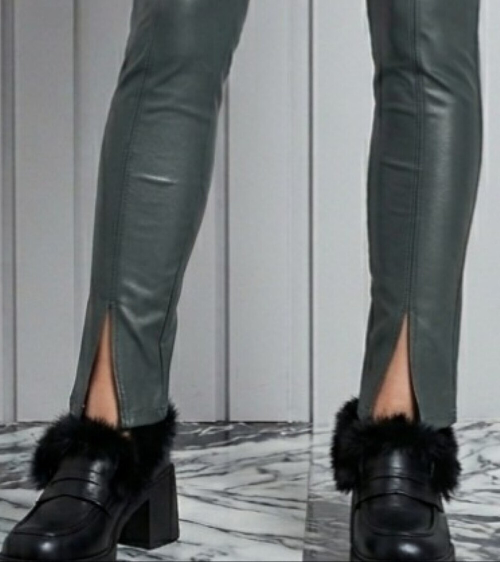 Black fluffy shoes 5